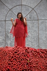 An Apple a day 41 * 5616 x 3744 * (6.15MB)